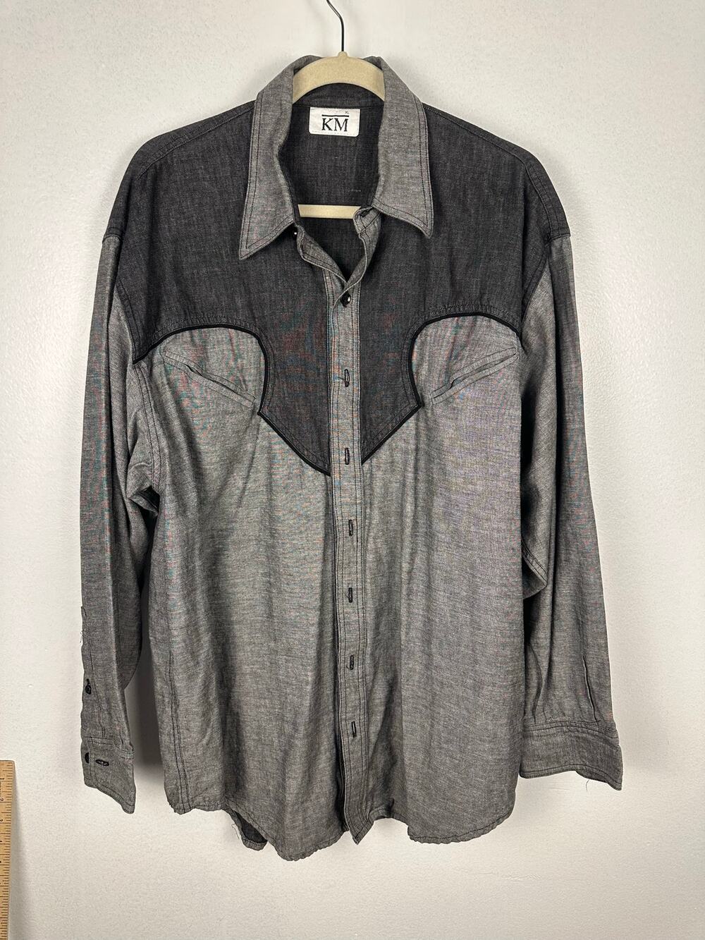 KM branded long-sleeved shirt black and gray denim western rodeo yoke Size XL